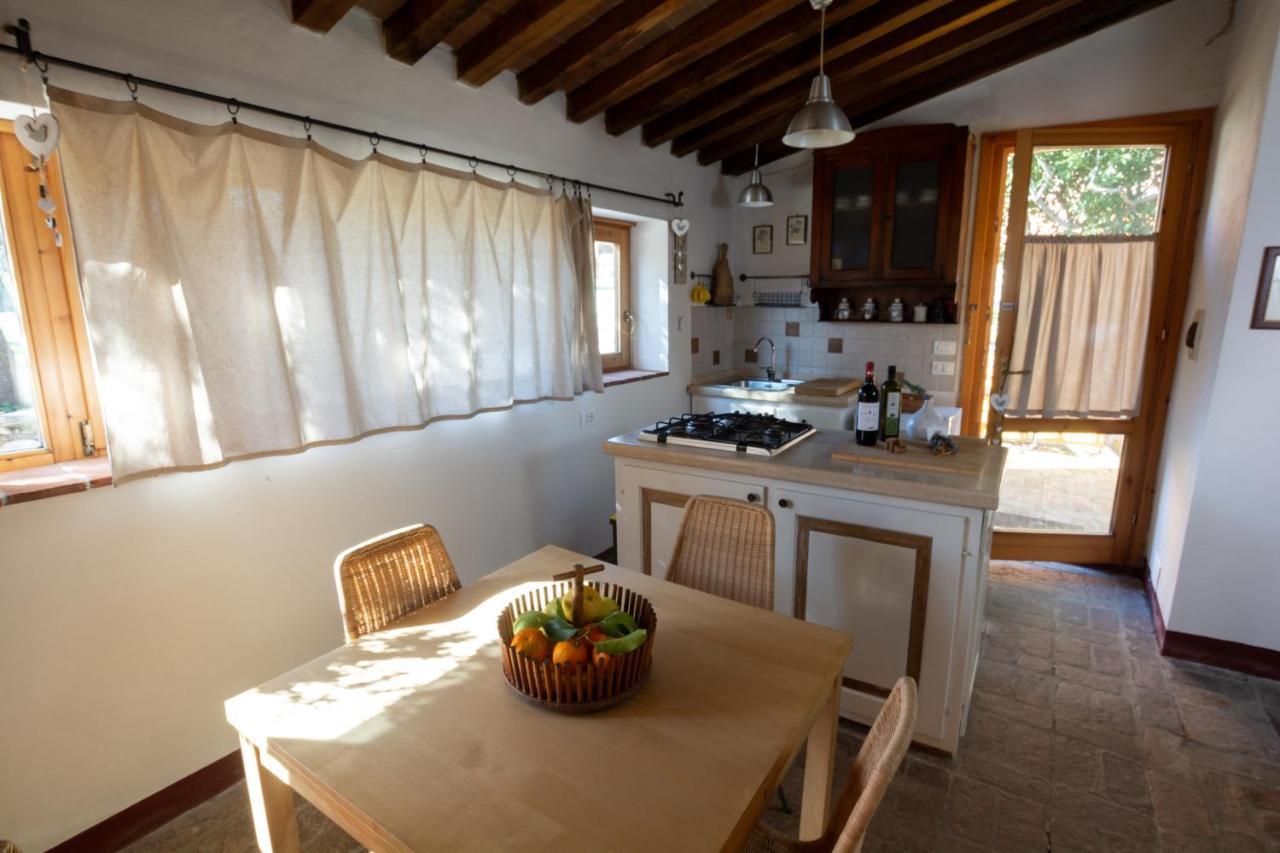 Agriturismo Colle Vento Suvereto Exterior photo